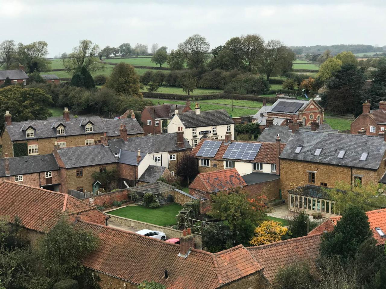Bed and Breakfast The Kings Arms Melton Mowbray Esterno foto